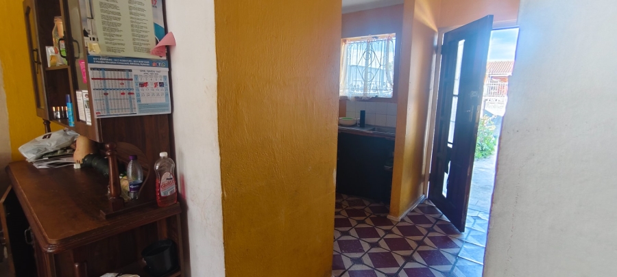 2 Bedroom Property for Sale in Lentegeur Western Cape